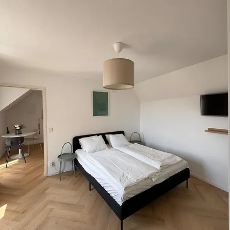 Centrally Located Apartman